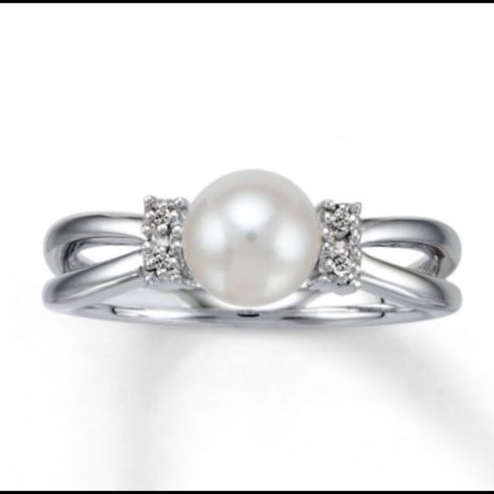 Pearl ring